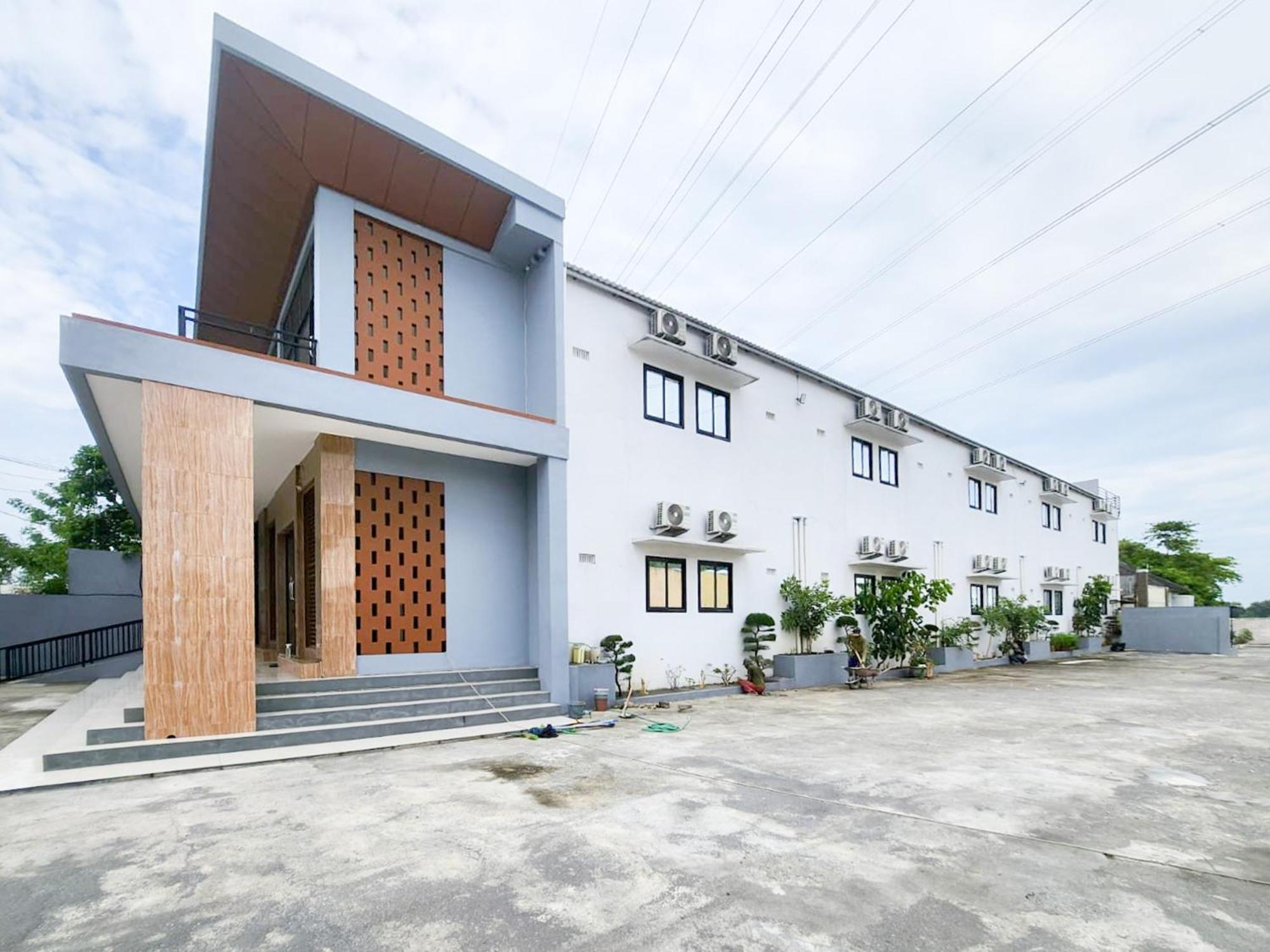 Sans Salmas Mojokerto Wisma tamu *
